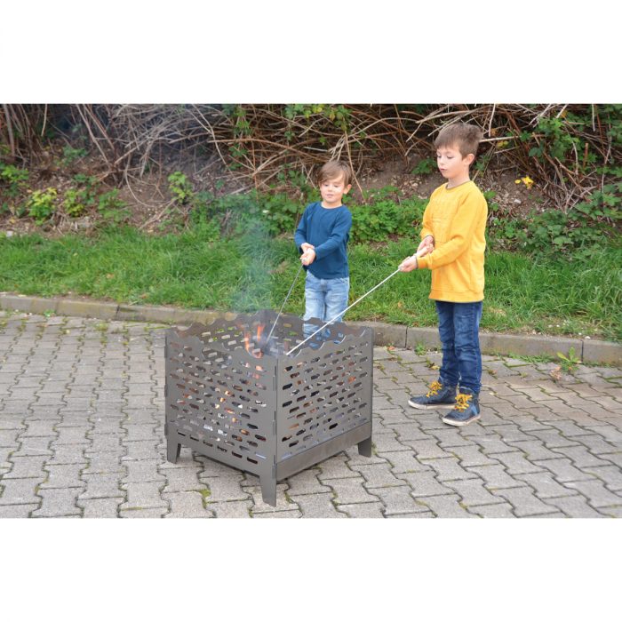 Feuerstelle aus Stahl für Stockbrot und Grillspieße – Bild 2