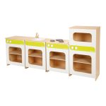 Kinderküche aus Holz mit Herd, Spüle, Kühlschrank und Spülmaschine