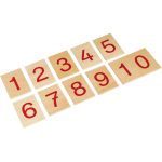 Montessori-Ziffern 1–10 auf Holzbrettchen
