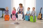 baff Kinder-Cajon 38 cm orange von beleduc – Bild 5