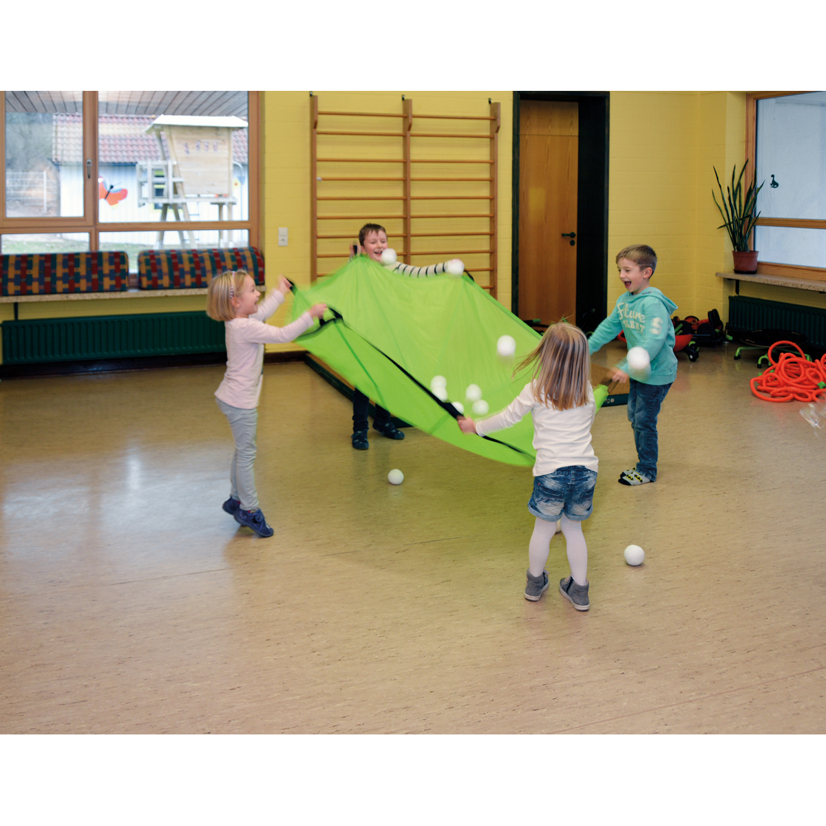 170360_1.jpg Schwungtuch 185 cm grasgrün – Bild 1