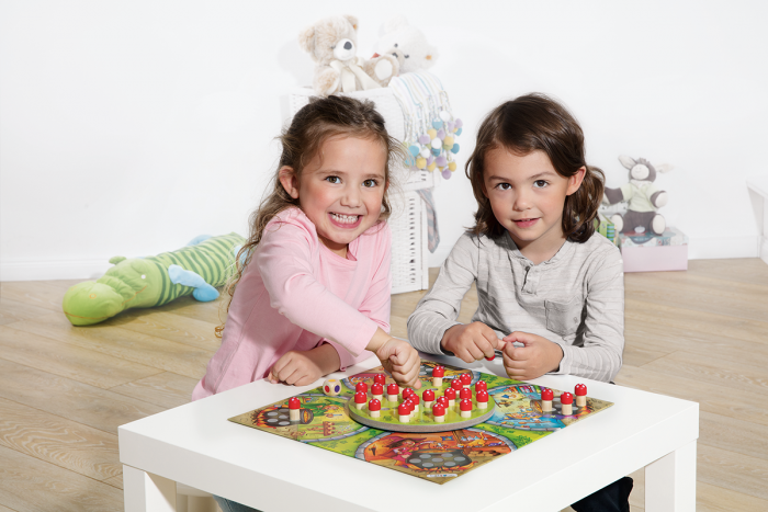 beleduc Happy Magic – englisches Farb- und Merkspiel – Bild 3