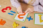 Plus Plus Education Set – 2400 Mini Bausteine – Bild 2