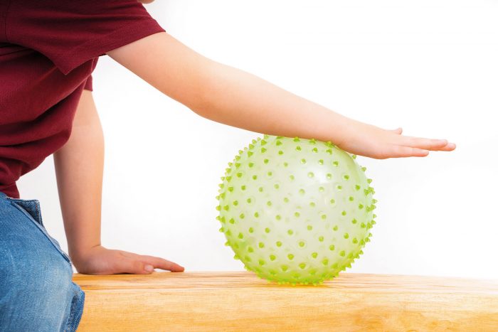 beleduc Noppenball, 2 Farben - gemischt gepackt – Bild 7