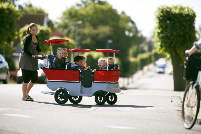 Winther Turtle Kinderbus für 6 Kinder – Bild 3