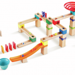 Rasante Murmelbahn mit Domino