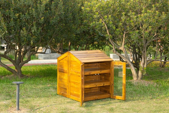 Outdoor-Schrank mit transparenten Türen – Bild 3