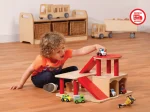 Millhouse Holzgarage mit Tankstelle und Hubschrauberplatz – Bild 2